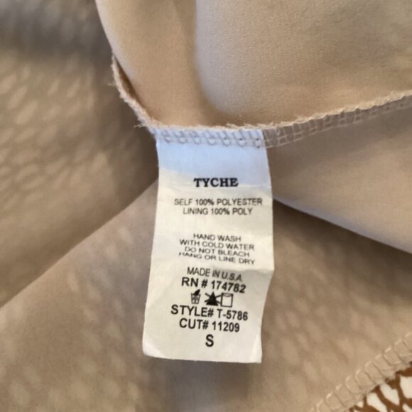 Vici One-Shoulder Brown & White Printed Top Size Small Elegant Flutter Sleeve - Picture 3 of 8